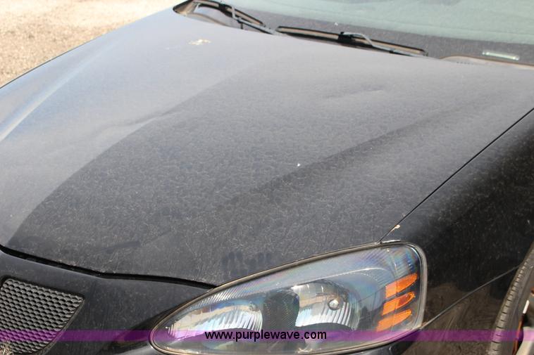 image for item F7914 2004 Pontiac Grand Prix GT