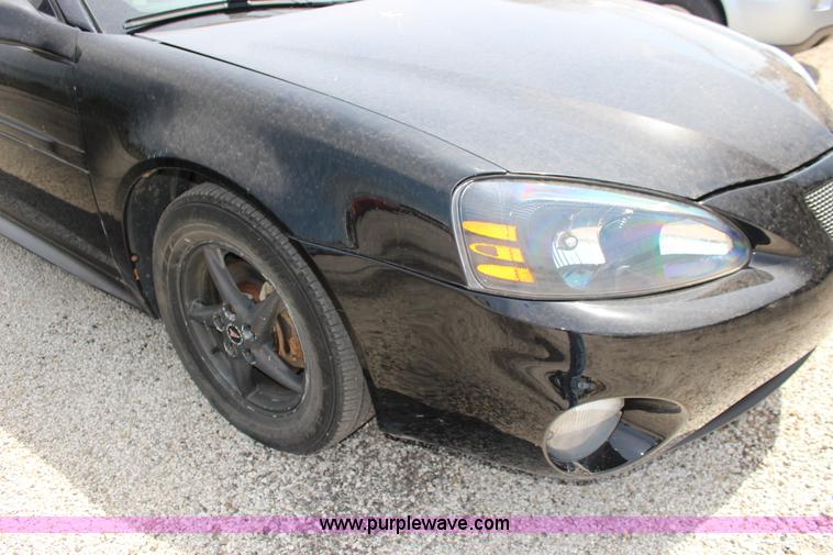 image for item F7914 2004 Pontiac Grand Prix GT