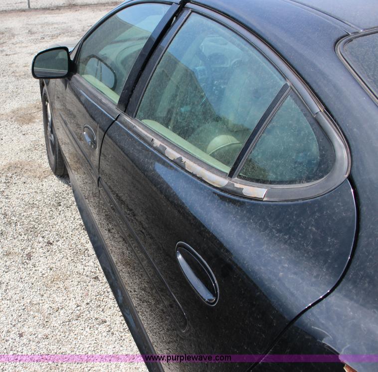 image for item F7914 2004 Pontiac Grand Prix GT