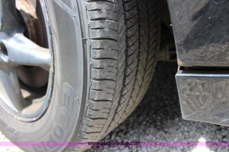 image for item F7914 2004 Pontiac Grand Prix GT