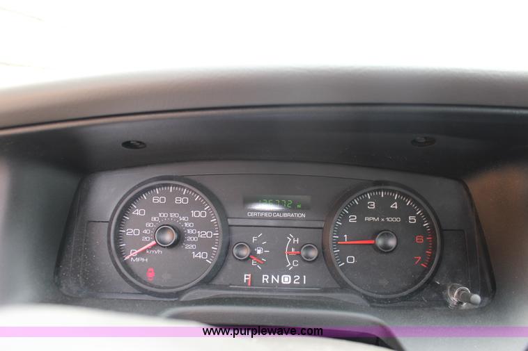 image for item F7934 2006 Ford Crown Victoria Police Interceptor