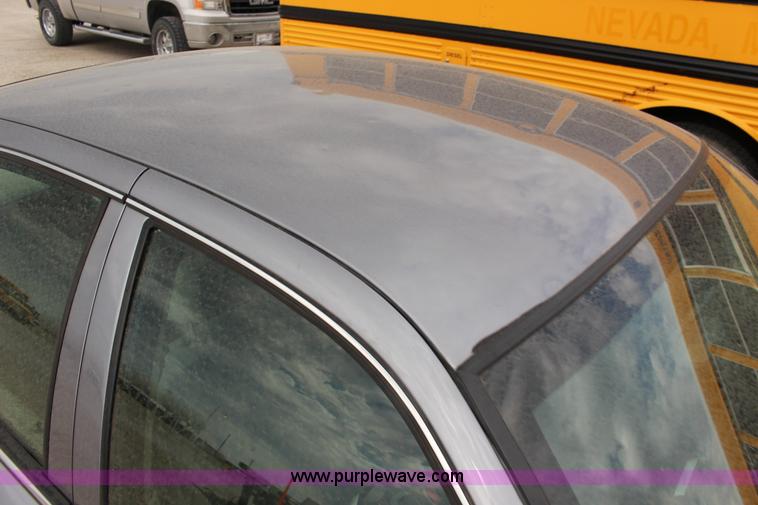 image for item F7934 2006 Ford Crown Victoria Police Interceptor