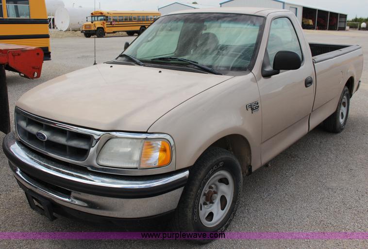 image for item F7935 1998 Ford F150 XL