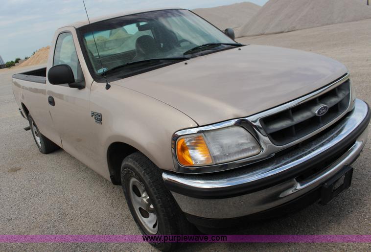 image for item F7935 1998 Ford F150 XL