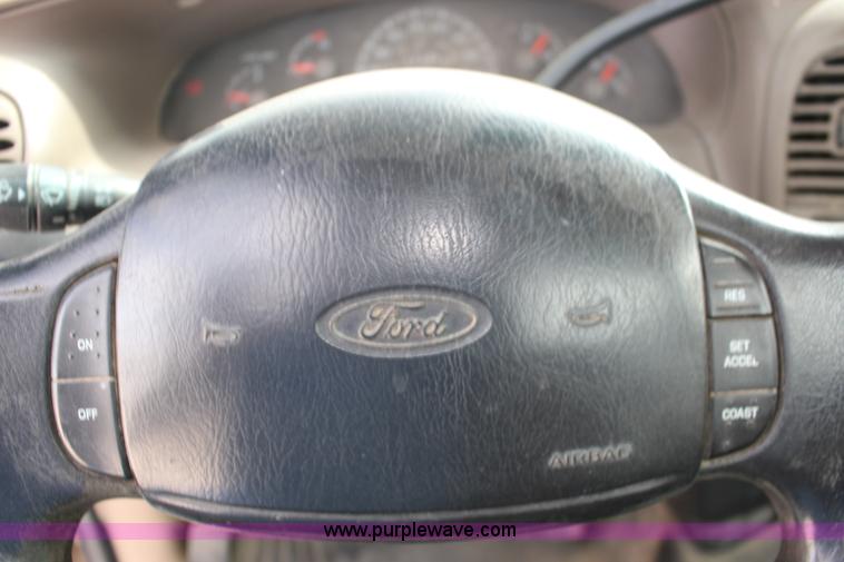 image for item F7935 1998 Ford F150 XL