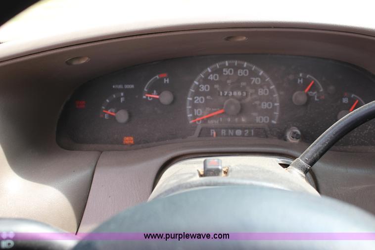 image for item F7935 1998 Ford F150 XL