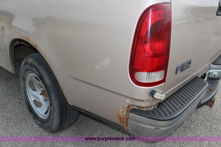 image for item F7935 1998 Ford F150 XL