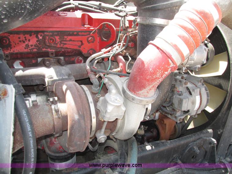 image for item H4566 2006 Peterbilt 379 semi truck