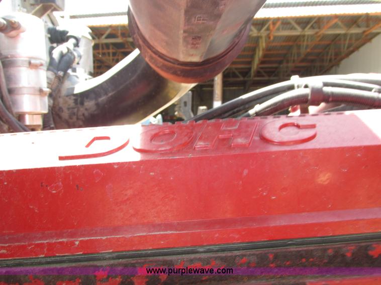 image for item H4566 2006 Peterbilt 379 semi truck