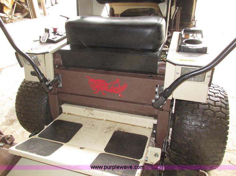 image for item H4570 Grasshopper 616 ZTR lawn mower