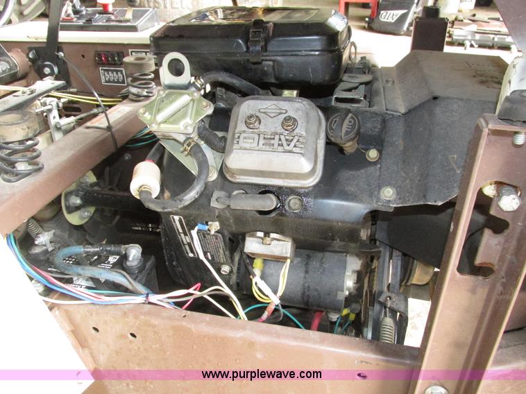 image for item H4570 Grasshopper 616 ZTR lawn mower