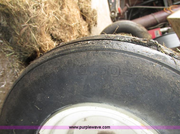 image for item H4570 Grasshopper 616 ZTR lawn mower