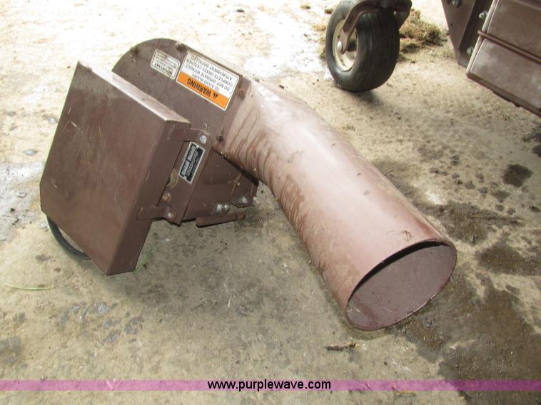 image for item H4570 Grasshopper 616 ZTR lawn mower