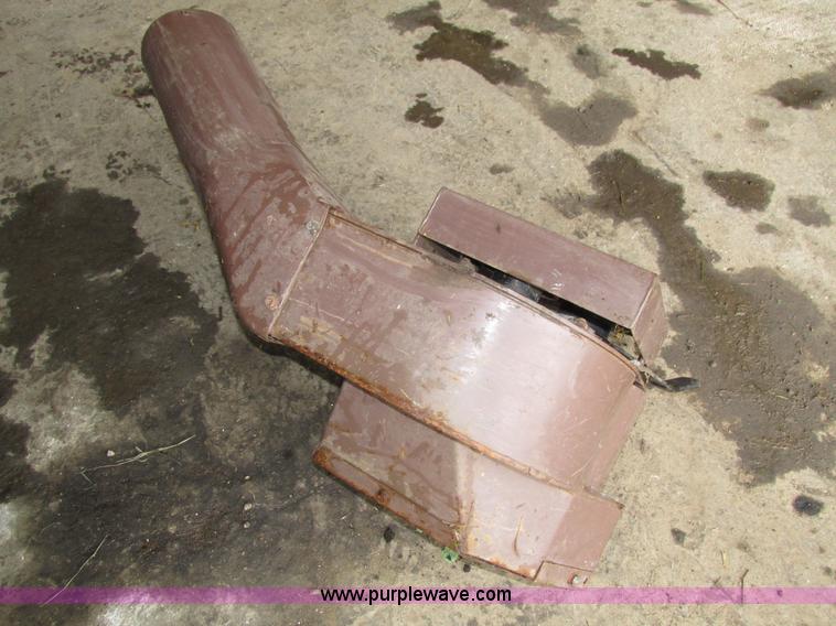 image for item H4570 Grasshopper 616 ZTR lawn mower