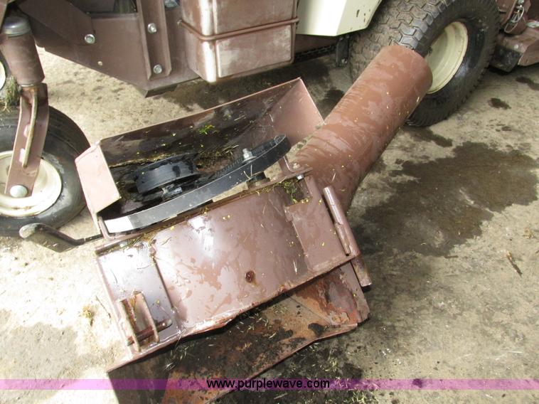 image for item H4570 Grasshopper 616 ZTR lawn mower