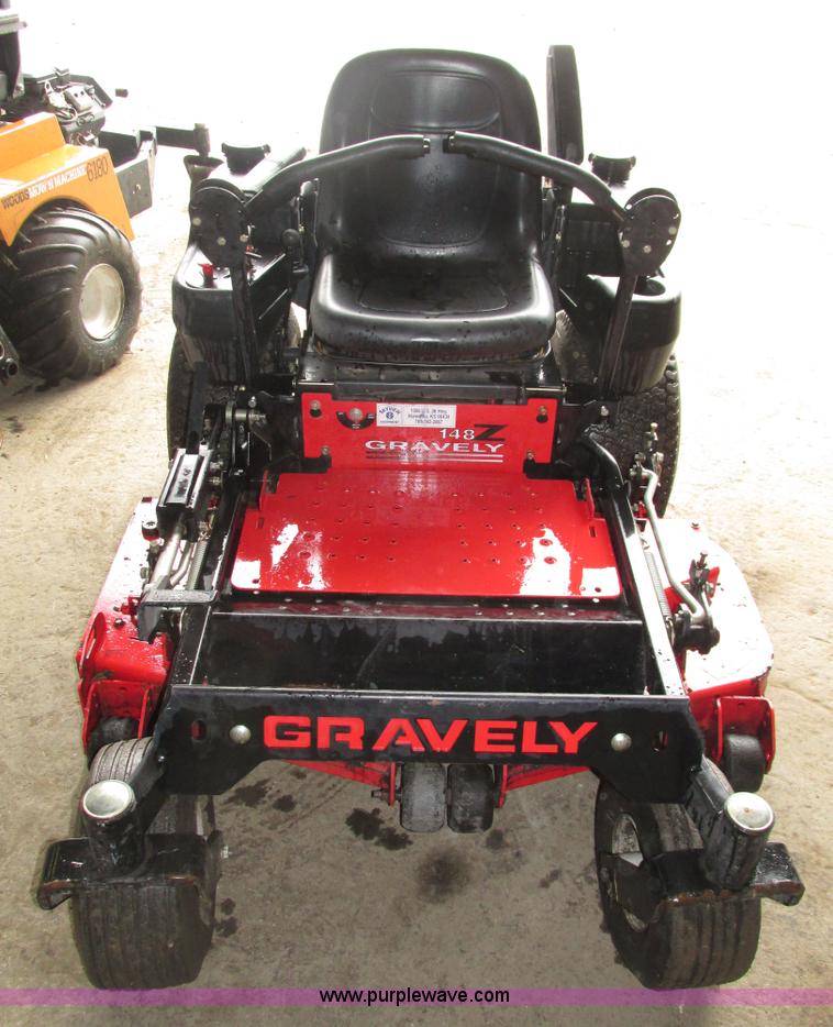 image for item H4572 2007 Gravely 148 ZTR lawn mower