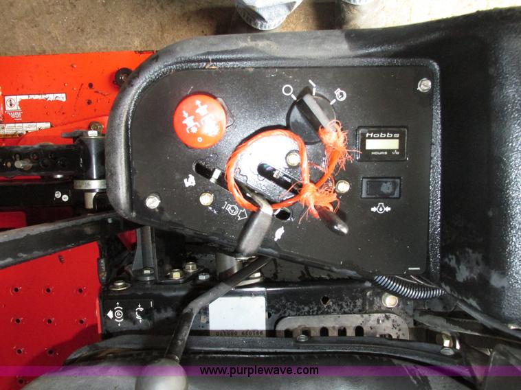 image for item H4572 2007 Gravely 148 ZTR lawn mower