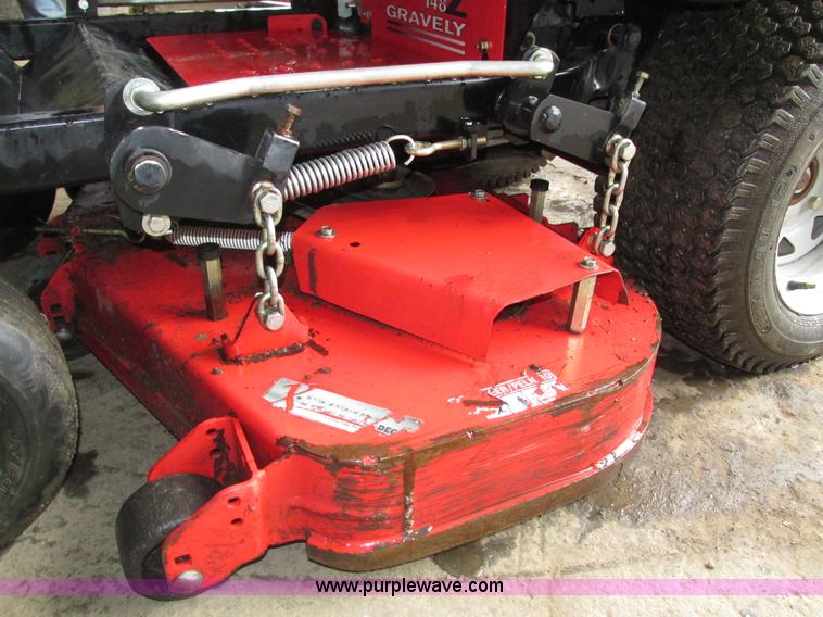 image for item H4572 2007 Gravely 148 ZTR lawn mower