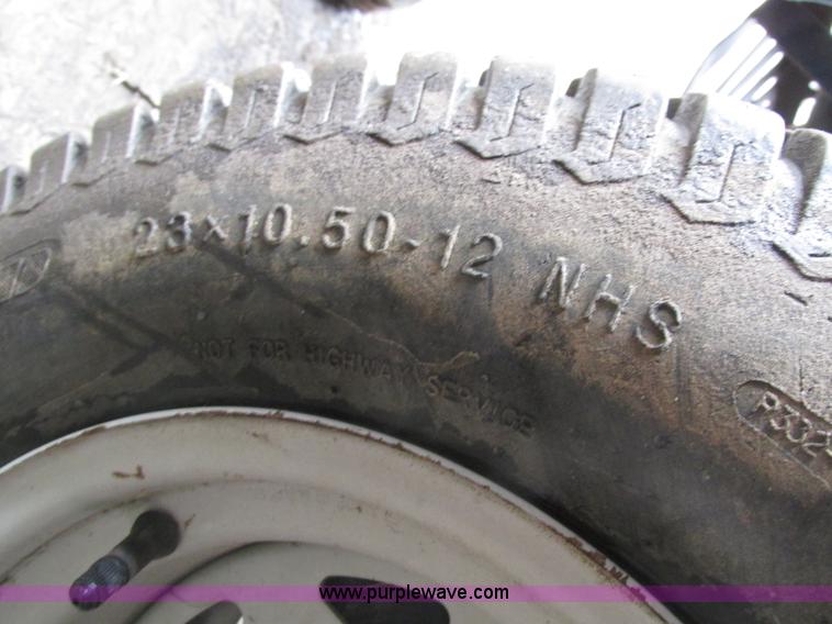 image for item H4572 2007 Gravely 148 ZTR lawn mower