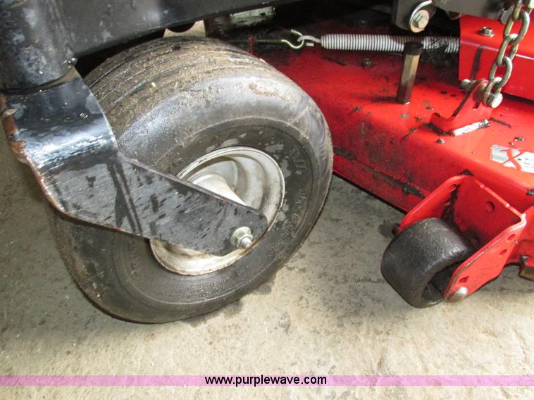 image for item H4572 2007 Gravely 148 ZTR lawn mower