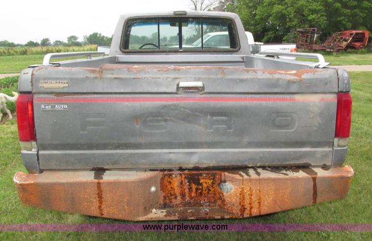 image for item H4576 1990 Ford F250 pickup truck