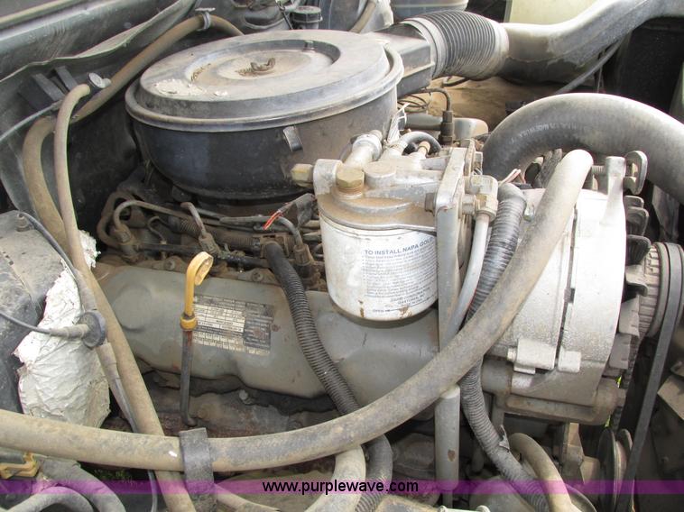 image for item H4576 1990 Ford F250 pickup truck