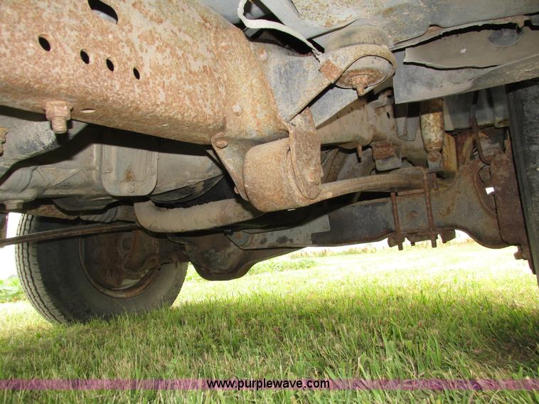 image for item H4576 1990 Ford F250 pickup truck