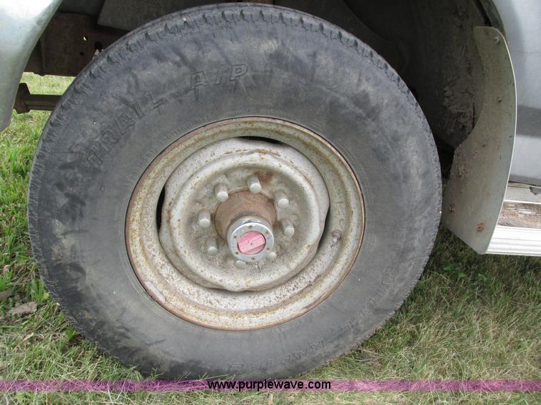 image for item H4576 1990 Ford F250 pickup truck