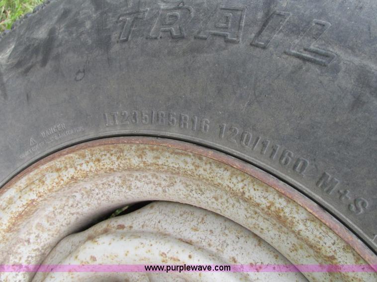 image for item H4576 1990 Ford F250 pickup truck