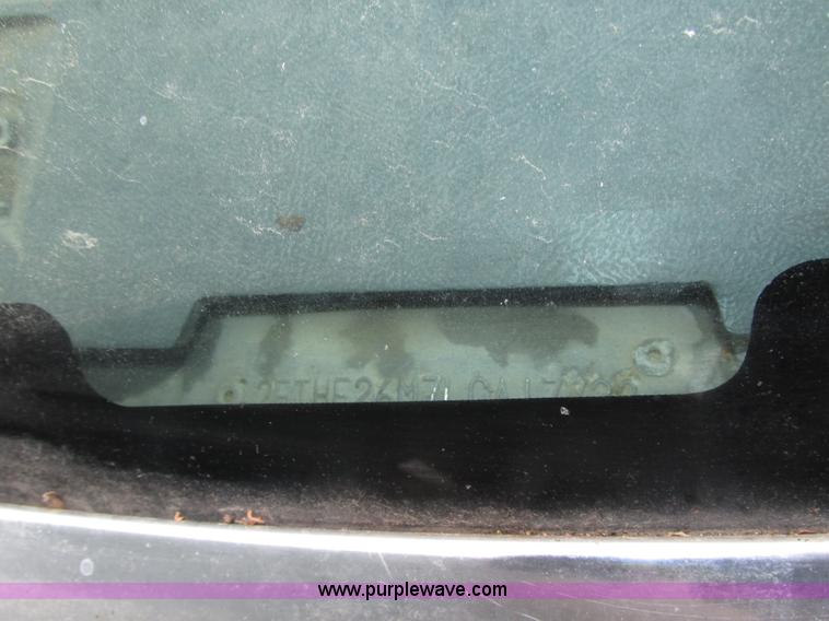 image for item H4576 1990 Ford F250 pickup truck