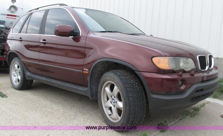 image for item H4577 2001 BMW X5 SUV