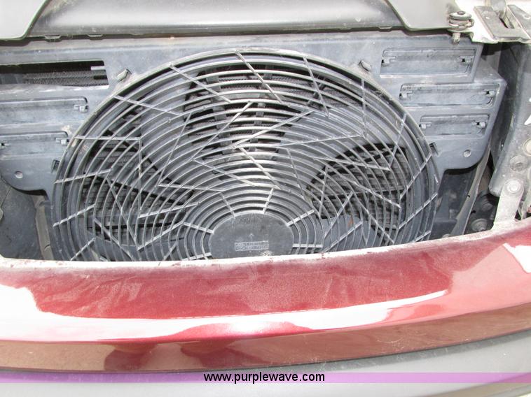 image for item H4577 2001 BMW X5 SUV