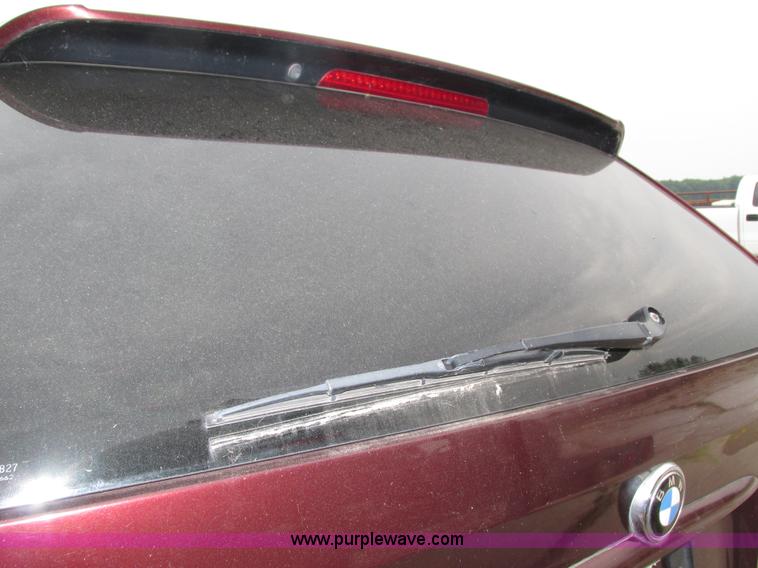 image for item H4577 2001 BMW X5 SUV