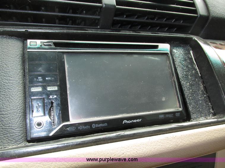 image for item H4577 2001 BMW X5 SUV