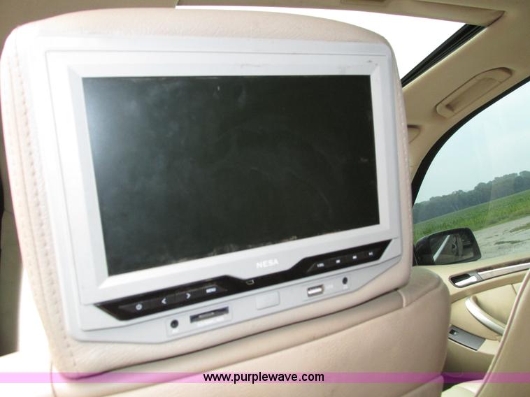 image for item H4577 2001 BMW X5 SUV