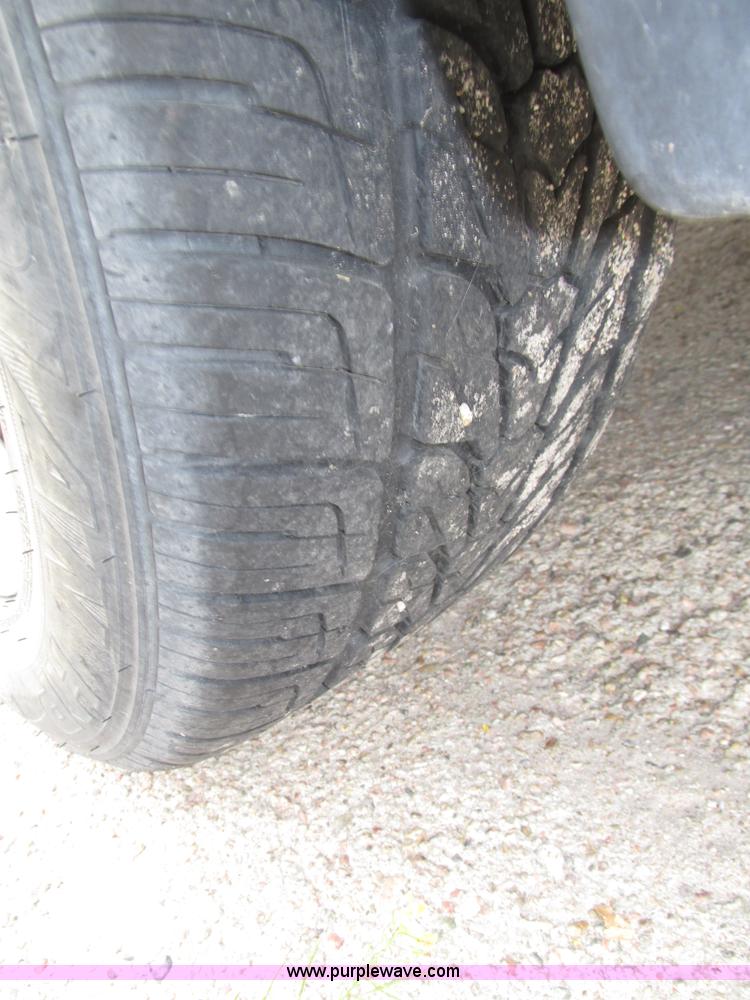 image for item H4577 2001 BMW X5 SUV