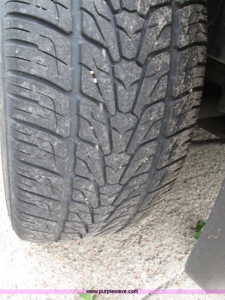 image for item H4577 2001 BMW X5 SUV