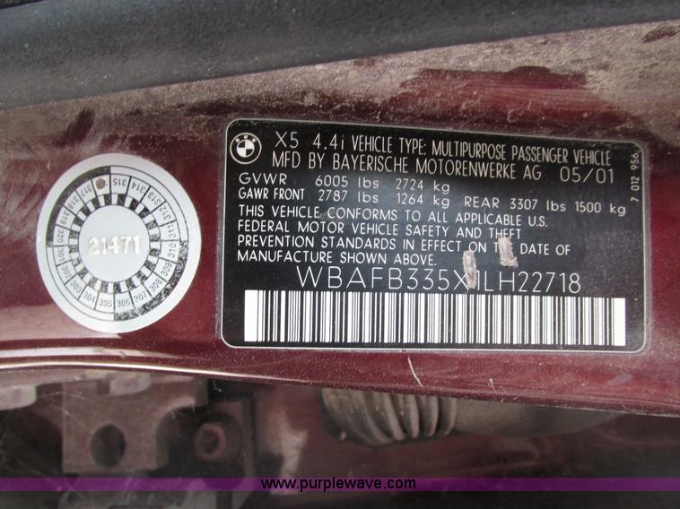 image for item H4577 2001 BMW X5 SUV