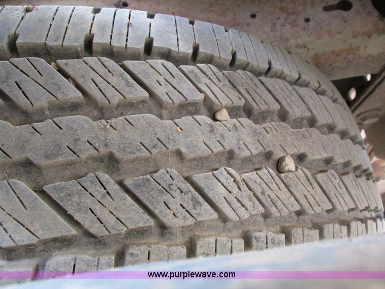 image for item H4593 2007 Ford F250 Super Duty XL SuperCab pickup truck