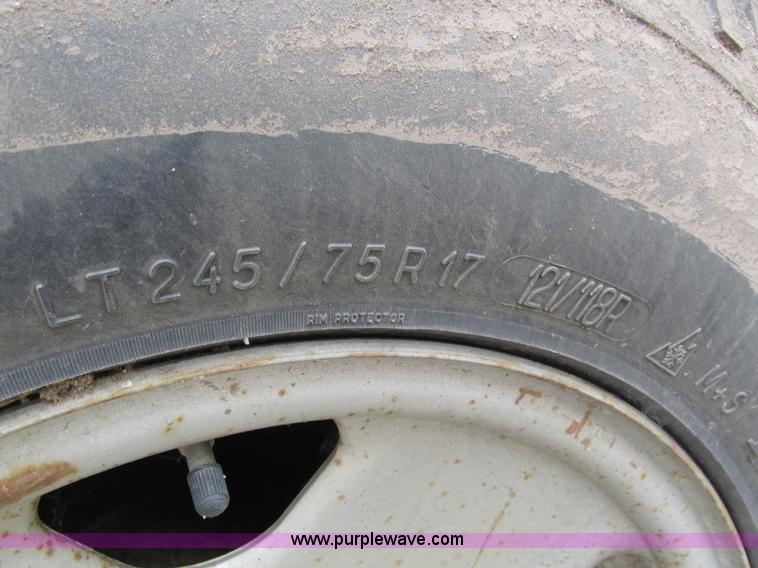 image for item H4593 2007 Ford F250 Super Duty XL SuperCab pickup truck