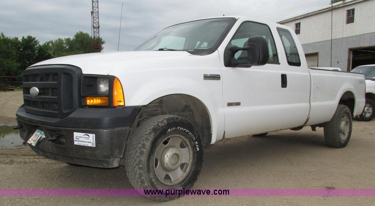 image for item H4594 2007 Ford F250 Super Duty XL SuperCab pickup