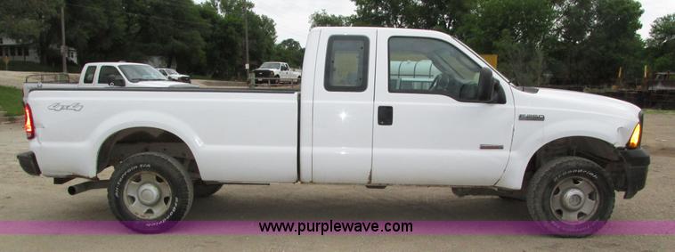 image for item H4594 2007 Ford F250 Super Duty XL SuperCab pickup