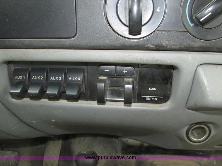 image for item H4594 2007 Ford F250 Super Duty XL SuperCab pickup