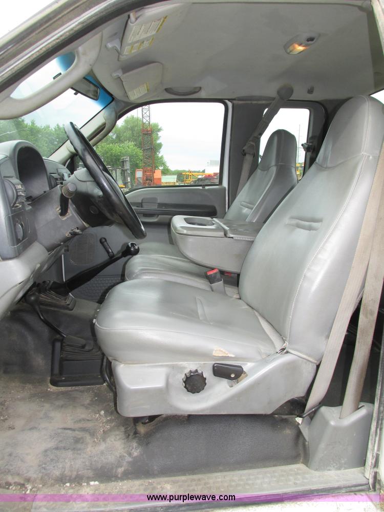 image for item H4595 2007 Ford F250 Super Duty XL SuperCab pickup truck