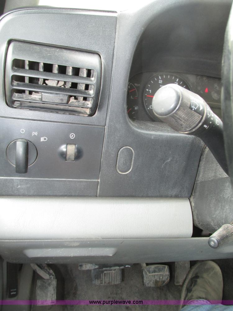 image for item H4595 2007 Ford F250 Super Duty XL SuperCab pickup truck