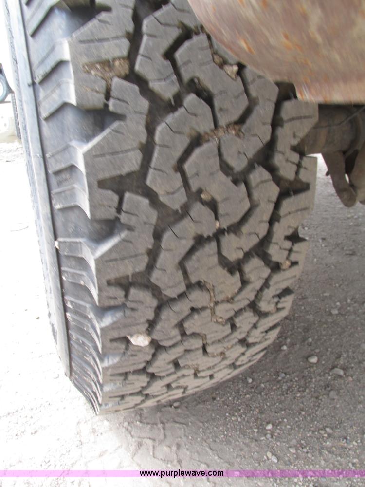 image for item H4595 2007 Ford F250 Super Duty XL SuperCab pickup truck