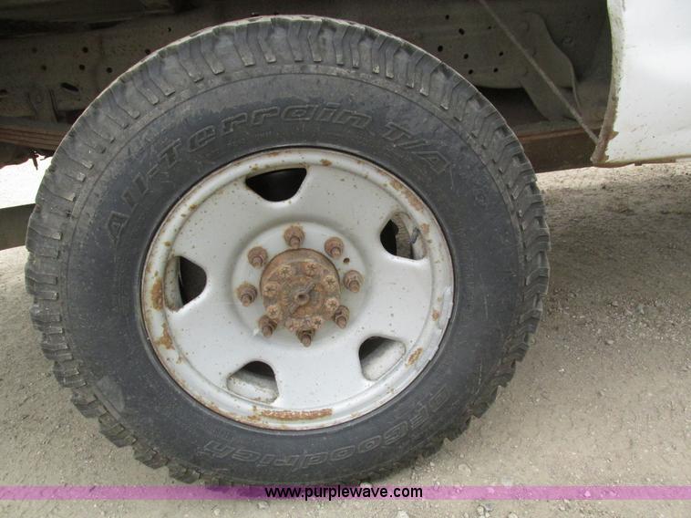 image for item H4595 2007 Ford F250 Super Duty XL SuperCab pickup truck