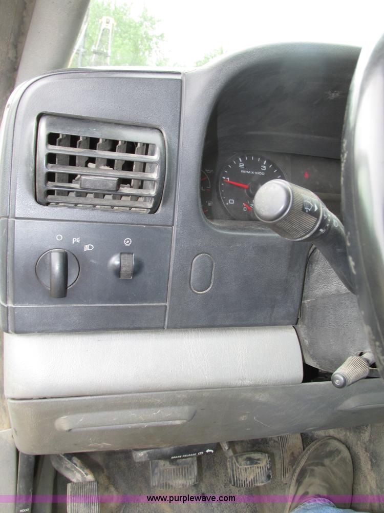 image for item H4596 2007 Ford F250 Super Duty XL pickup truck