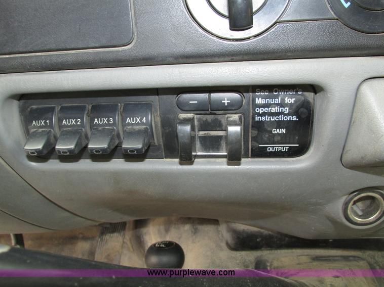 image for item H4596 2007 Ford F250 Super Duty XL pickup truck