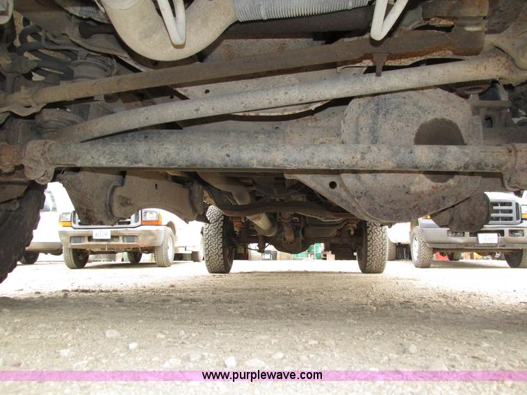 image for item H4596 2007 Ford F250 Super Duty XL pickup truck